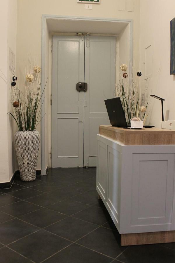 Little Rose Rooms Roma Exterior foto